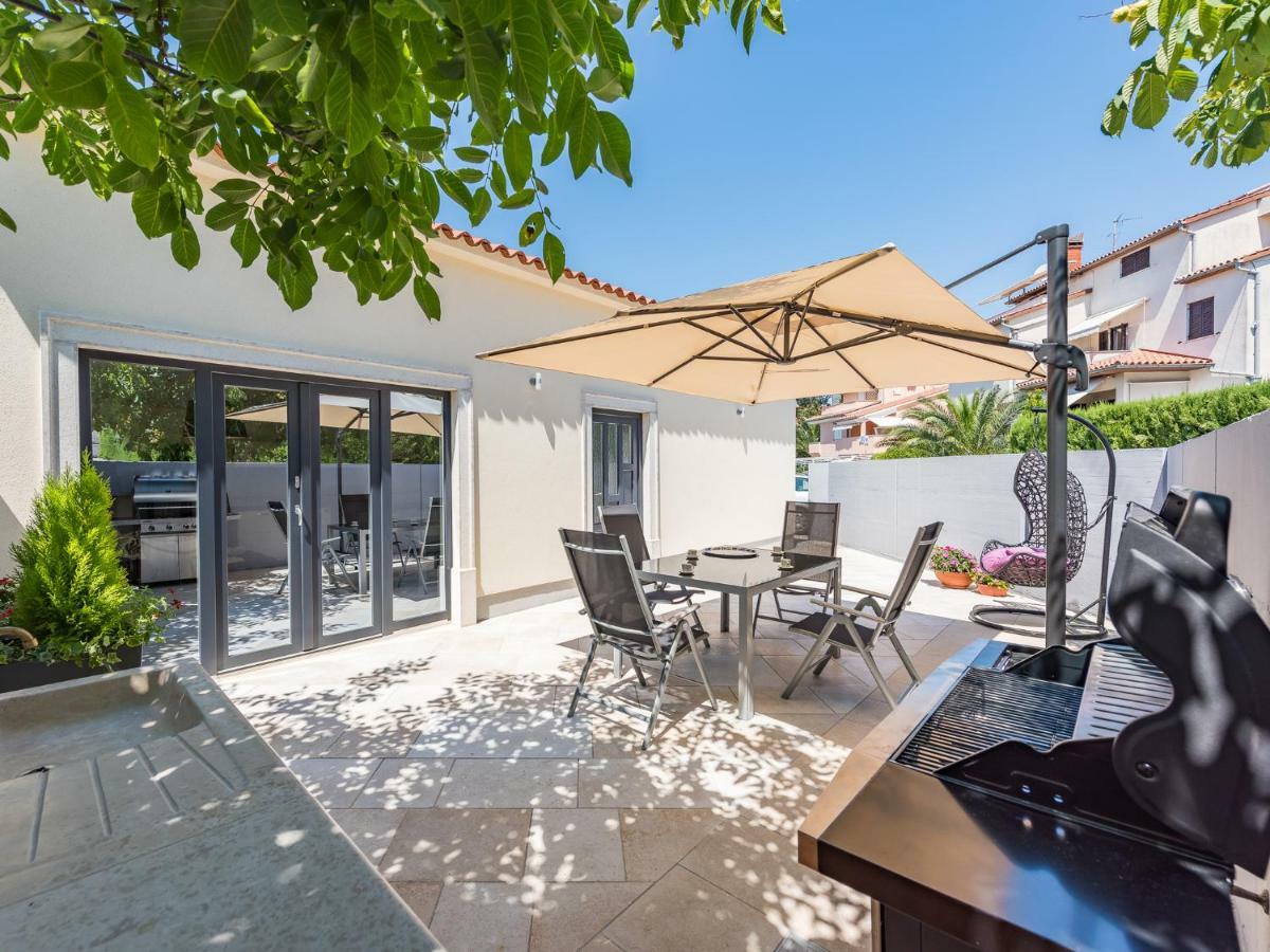 Casa Percan Premantura Eksteriør billede